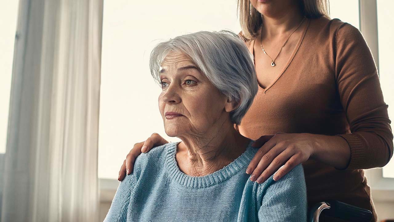 A carer supporting an older person experiencing distress